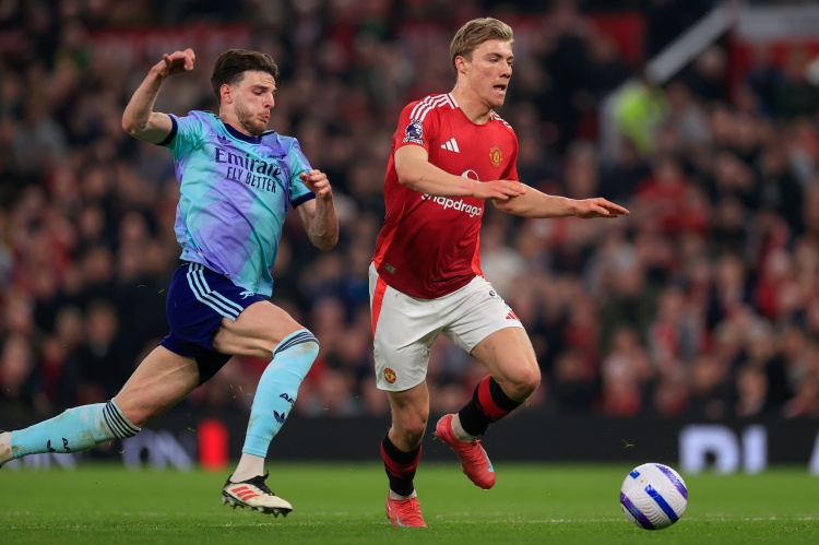 沙巴体育平台-枪魔大战！枪手官推发问：枪迷，你最喜欢在老特拉福德哪个进球？