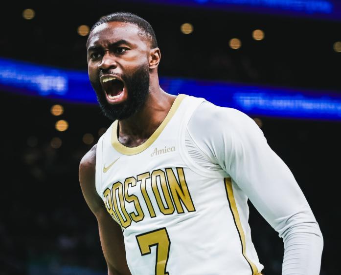 沙巴体育平台-布朗27+8+8二轮秀完爆庄神，马克西33分仍需背锅，绿军力克76人